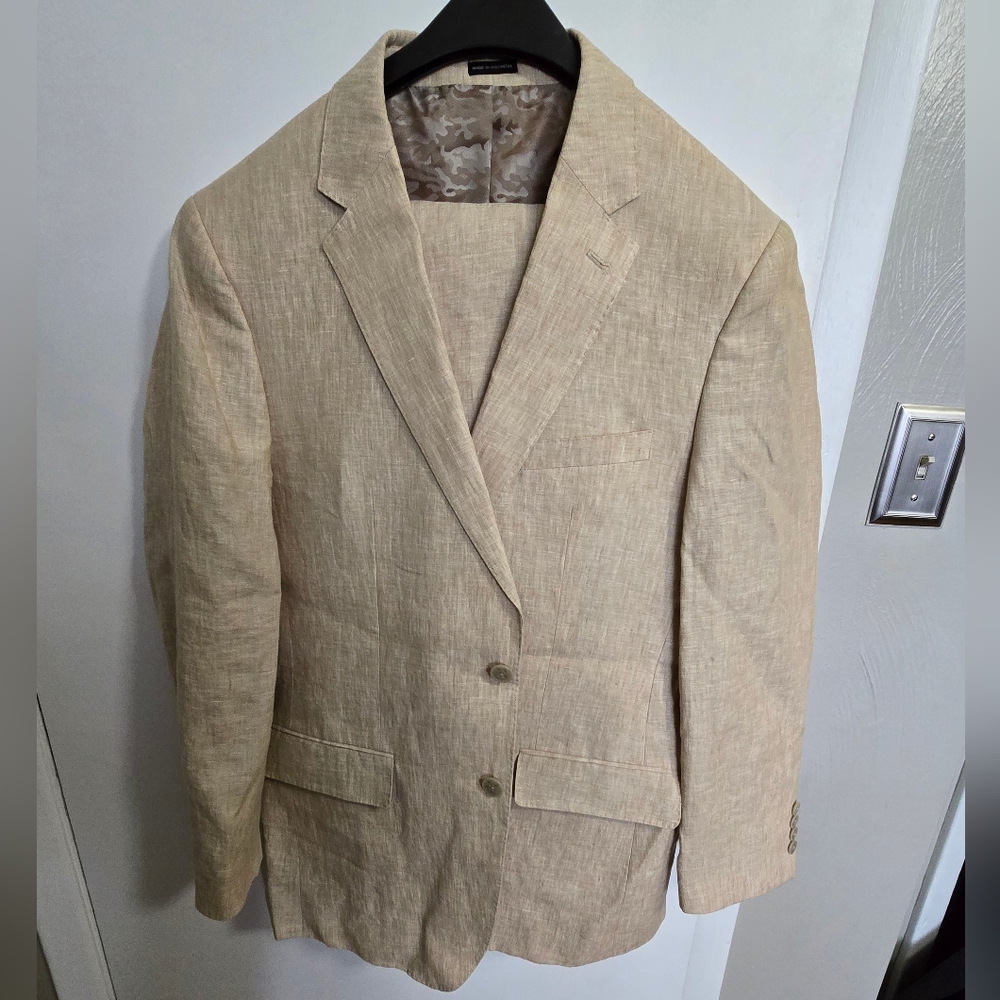 Joseph Abbound Linen Suit
